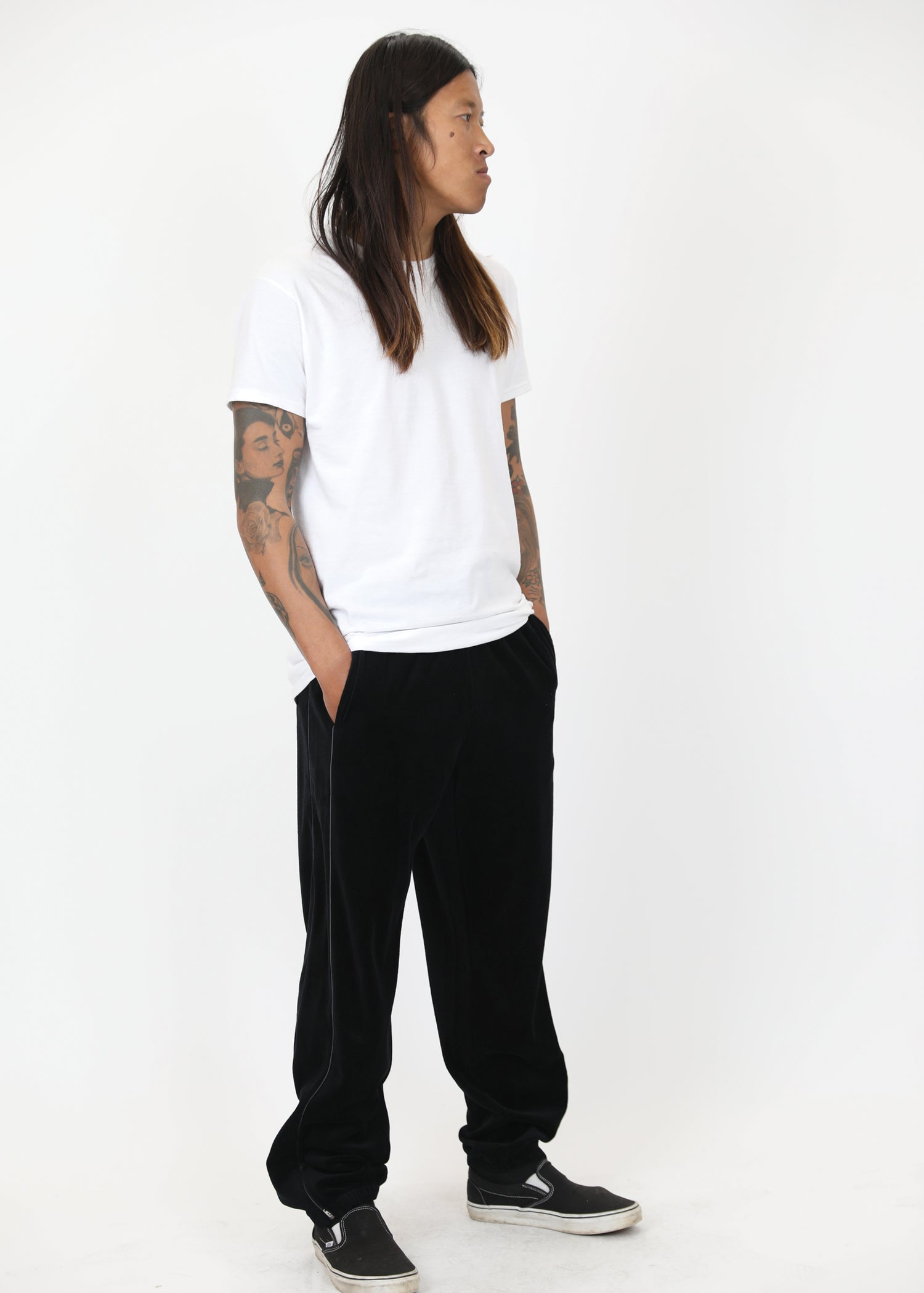 Dial 411 Velour Trackpant - Black