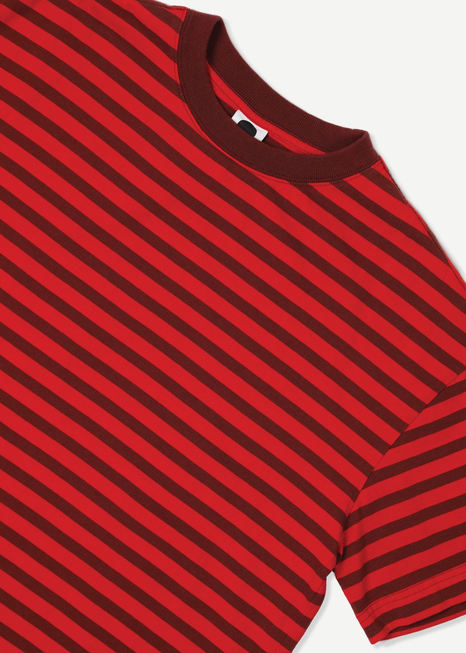 WOBBLE STRIPE T - RED/BURGUNDY